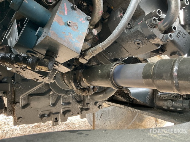 2004 Komatsu WA250-5H Wheel Loader - Riteņu iekrāvējs: foto 5 2004 Komatsu WA250-5H Wheel Loader - Riteņu iekrāvējs: foto 5