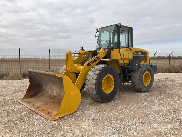 2004 Komatsu WA250-5H Wheel Loader - Riteņu iekrāvējs: foto 1 2004 Komatsu WA250-5H Wheel Loader - Riteņu iekrāvējs: foto 1