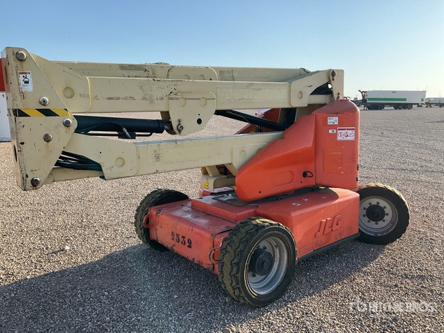 2005 JLG E450AJ 2WD Electric (Inoperable) Articulating Boom Lift - Izlices pacēlājs: foto 3 2005 JLG E450AJ 2WD Electric (Inoperable) Articulating Boom Lift - Izlices pacēlājs: foto 3