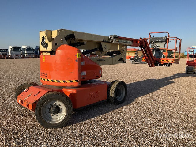 2005 JLG E450AJ 2WD Electric (Inoperable) Articulating Boom Lift - Izlices pacēlājs: foto 2 2005 JLG E450AJ 2WD Electric (Inoperable) Articulating Boom Lift - Izlices pacēlājs: foto 2