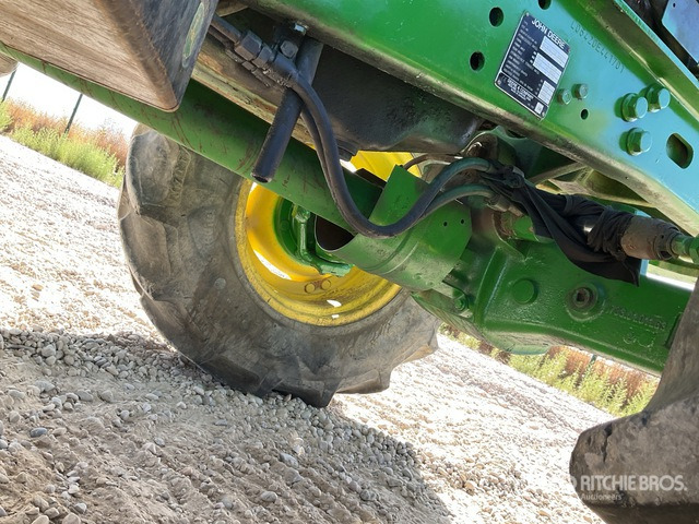 2005 John Deere 6420 4WD Tractor - Traktors: foto 5 2005 John Deere 6420 4WD Tractor - Traktors: foto 5