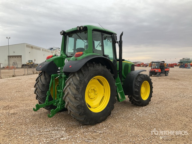 2005 John Deere 6820 Premium 4WD Tractor - Traktors: foto 3 2005 John Deere 6820 Premium 4WD Tractor - Traktors: foto 3