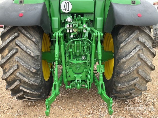 2005 John Deere 6820 Premium 4WD Tractor - Traktors: foto 5 2005 John Deere 6820 Premium 4WD Tractor - Traktors: foto 5