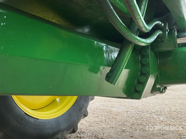 2005 John Deere 6820 Premium 4WD Tractor - Traktors: foto 4 2005 John Deere 6820 Premium 4WD Tractor - Traktors: foto 4