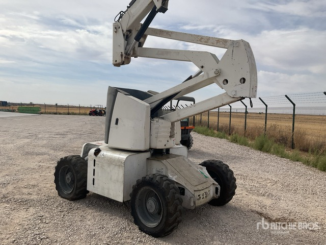 2007 Haulotte HA12PX 4WD Articulating Boom Lift - Izlices pacēlājs: foto 3 2007 Haulotte HA12PX 4WD Articulating Boom Lift - Izlices pacēlājs: foto 3