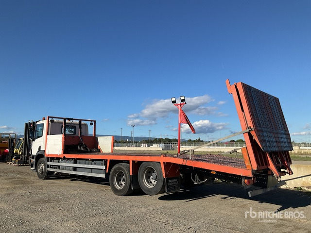 2007 Scania P310 6x2 Flatbed Truck - Bortu kravas automašīna/ Platforma: foto 4 2007 Scania P310 6x2 Flatbed Truck - Bortu kravas automašīna/ Platforma: foto 4