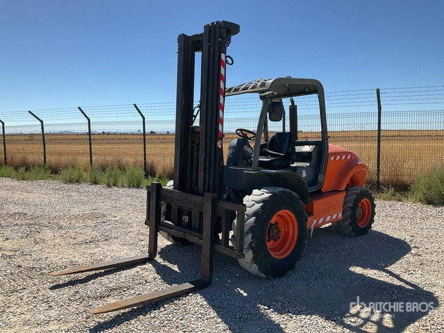 2008 Ausa C300H 4x4 Rough Terrain Forklift - Bezceļu autokrāvējs: foto 3 2008 Ausa C300H 4x4 Rough Terrain Forklift - Bezceļu autokrāvējs: foto 3
