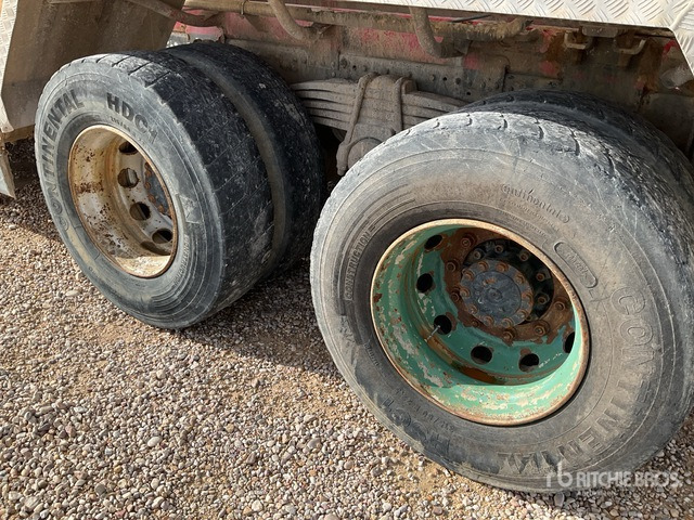 Betonvedējs 2008 MAN TGA H414FFDC 8x4 Mixer Truck: foto 6