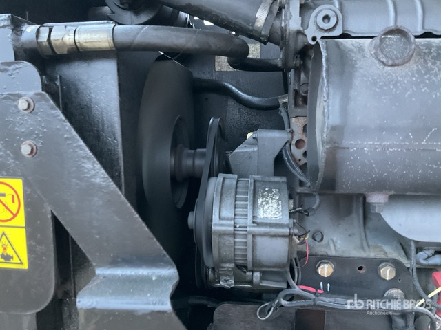 2015 JLG 450AJ Series ll 4WD Diesel Articulating Boom Lift - Izlices pacēlājs: foto 5 2015 JLG 450AJ Series ll 4WD Diesel Articulating Boom Lift - Izlices pacēlājs: foto 5