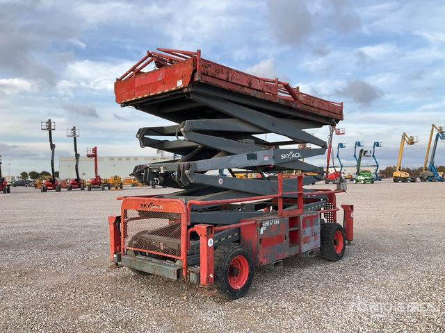 2015 Skyjack SJ9250 4x4 Diesel Scissor Lift - Šķērveida pacēlājs: foto 1 2015 Skyjack SJ9250 4x4 Diesel Scissor Lift - Šķērveida pacēlājs: foto 1