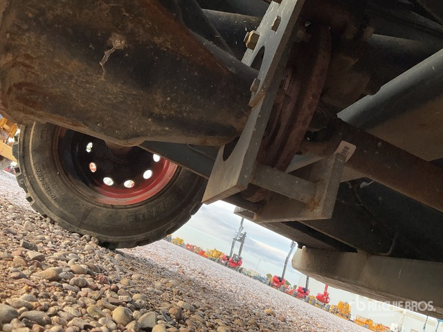 2015 Skyjack SJ9250 4x4 Diesel Scissor Lift - Šķērveida pacēlājs: foto 4 2015 Skyjack SJ9250 4x4 Diesel Scissor Lift - Šķērveida pacēlājs: foto 4