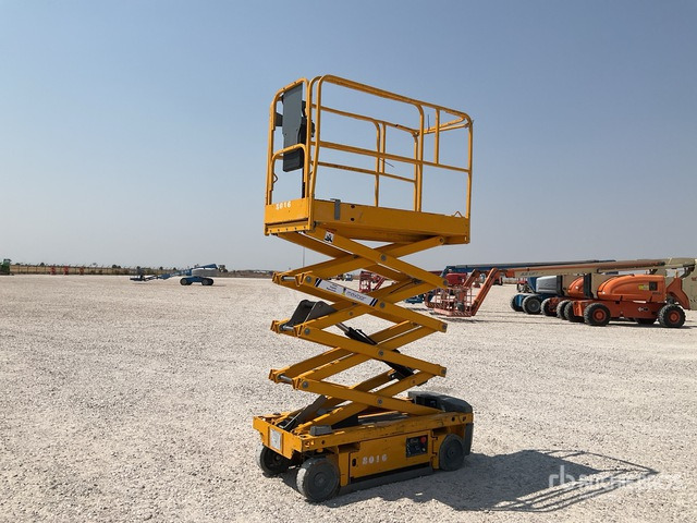 2016 Haulotte Optimum 8 Electric Scissor Lift - Šķērveida pacēlājs: foto 1 2016 Haulotte Optimum 8 Electric Scissor Lift - Šķērveida pacēlājs: foto 1