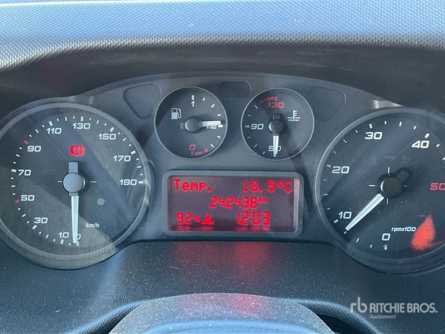 2019 Iveco Daily 70C18 4x2 Van Truck - Kravas automašīna ar slēgto virsbūvi: foto 3 2019 Iveco Daily 70C18 4x2 Van Truck - Kravas automašīna ar slēgto virsbūvi: foto 3