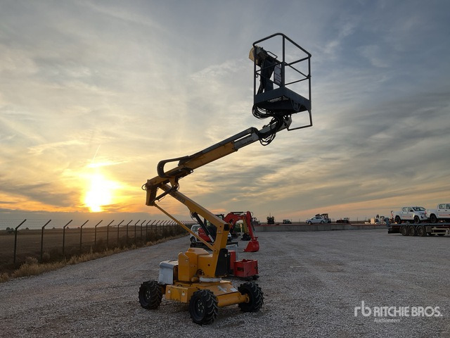 2019 Nifty-Lift HR12D 4WD Diesel Articulating Boom Lift - Izlices pacēlājs: foto 4 2019 Nifty-Lift HR12D 4WD Diesel Articulating Boom Lift - Izlices pacēlājs: foto 4