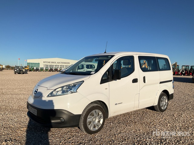 2019 Nissan E-NV200 Electric Passenger Van - Mikroautobuss, Pasažieru furgons: foto 2 2019 Nissan E-NV200 Electric Passenger Van - Mikroautobuss, Pasažieru furgons: foto 2