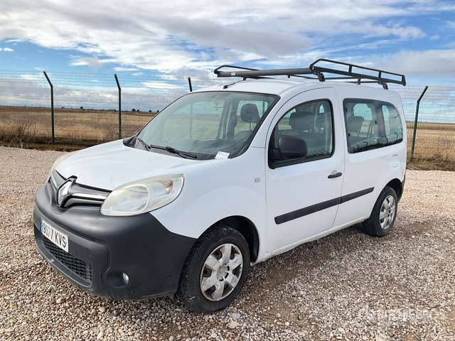 2019 Renault Kangoo Combi Passenger Van - Mikroautobuss, Pasažieru furgons: foto 1 2019 Renault Kangoo Combi Passenger Van - Mikroautobuss, Pasažieru furgons: foto 1