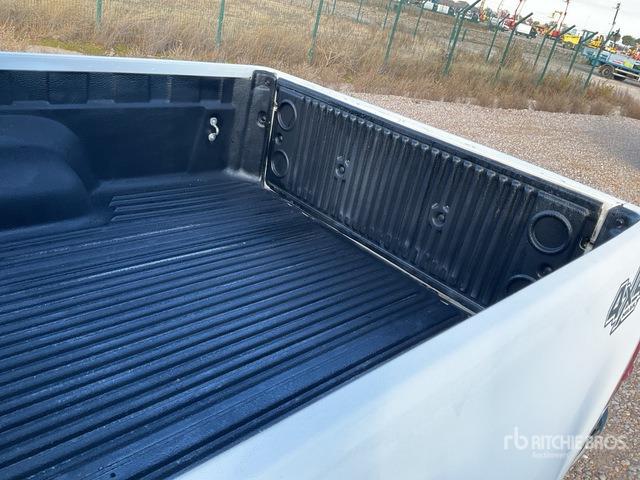 2019 Toyota Hilux 4x4 Crew Cab Pickup - Pikaps: foto 4 2019 Toyota Hilux 4x4 Crew Cab Pickup - Pikaps: foto 4