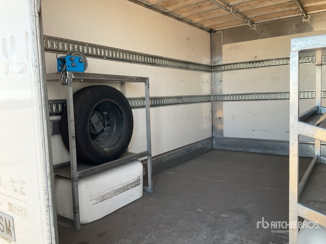 2021 Renault Master 4x2 Van Truck - Kravas automašīna ar slēgto virsbūvi: foto 4 2021 Renault Master 4x2 Van Truck - Kravas automašīna ar slēgto virsbūvi: foto 4