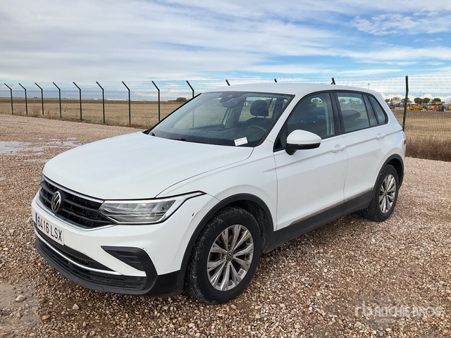 2021 Volkswagen Tiguan Automobile - Vieglā automašīna: foto 2 2021 Volkswagen Tiguan Automobile - Vieglā automašīna: foto 2