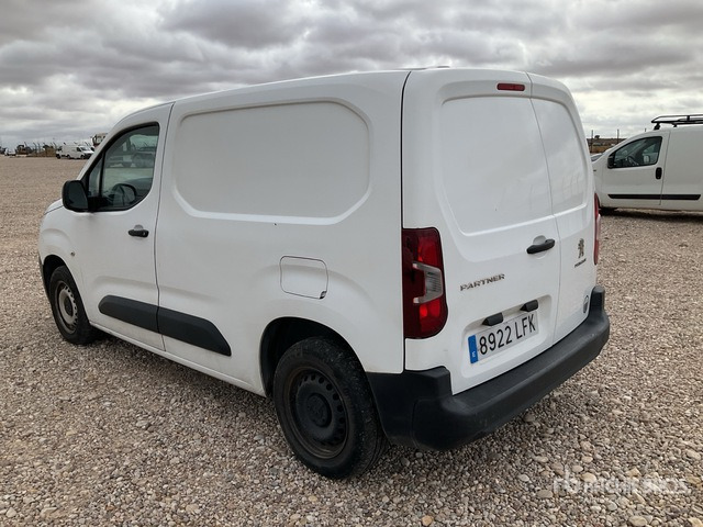 2019 Peugeot Partner Cargo Van - Komercauto: foto 3 2019 Peugeot Partner Cargo Van - Komercauto: foto 3