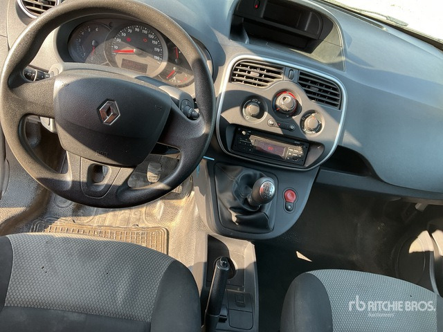 Komercauto 2021 Renault Kangoo Cargo Van: foto 6