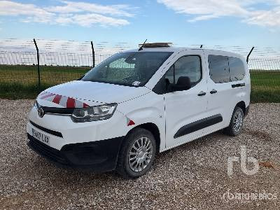 TOYOTA PROACE - Kravas mikroautobuss: foto 1 TOYOTA PROACE - Kravas mikroautobuss: foto 1