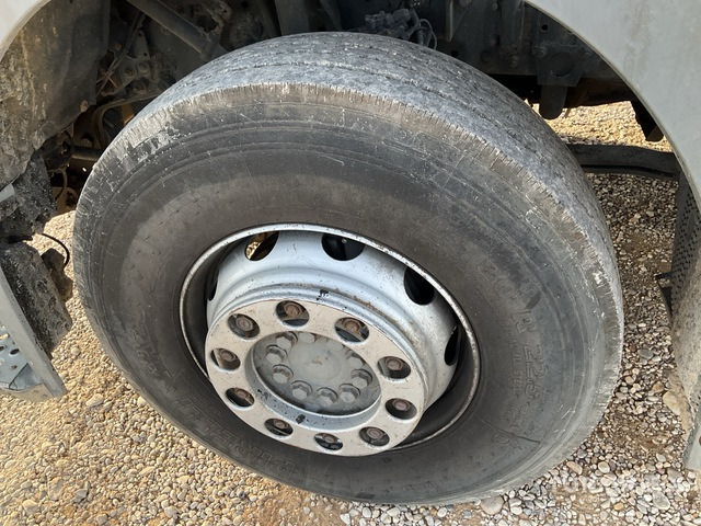 Vilcējs 2008 Mercedes Benz Axor 1843LS 4x2 S/A Day Cab Truck Tractor: foto 6