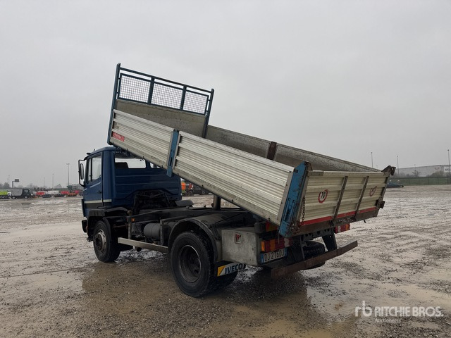 1995 Mercedes-Benz 15.17 4x2 S/A Dump Truck - Kravas automašīna pašizgāzējs: foto 2 1995 Mercedes-Benz 15.17 4x2 S/A Dump Truck - Kravas automašīna pašizgāzējs: foto 2