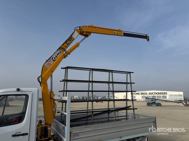 1997 Mercedes-Benz 312DT 1996 Nuova Copma C165/1 890 kg on Flatbed Truck with Crane - Bortu kravas automašīna/ Platforma: foto 4 1997 Mercedes-Benz 312DT 1996 Nuova Copma C165/1 890 kg on Flatbed Truck with Crane - Bortu kravas automašīna/ Platforma: foto 4