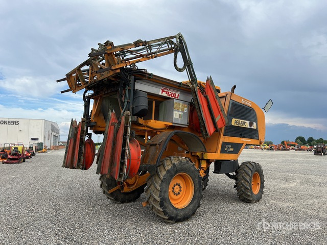 2002 pellenc 3300E Self-Propelled :Misc. Fruit Harvesting Equipment - Vīnogu mašīna: foto 4 2002 pellenc 3300E Self-Propelled :Misc. Fruit Harvesting Equipment - Vīnogu mašīna: foto 4