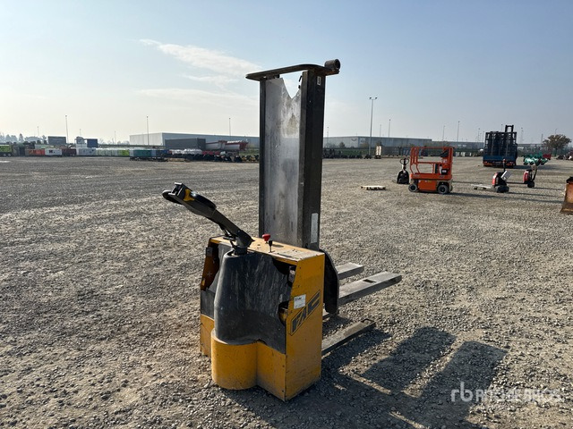 2003 FAC SBE/161Q Electric Pallet Jack - Rokas palešu ratiņi: foto 3 2003 FAC SBE/161Q Electric Pallet Jack - Rokas palešu ratiņi: foto 3