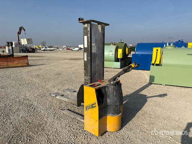2003 FAC SBE/161Q Electric Pallet Jack - Rokas palešu ratiņi: foto 2 2003 FAC SBE/161Q Electric Pallet Jack - Rokas palešu ratiņi: foto 2