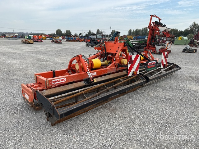 2004 Maschio Gaspardo Aquila 5000 5 m Harrow - Vertikālā augsnes frēze: foto 4 2004 Maschio Gaspardo Aquila 5000 5 m Harrow - Vertikālā augsnes frēze: foto 4