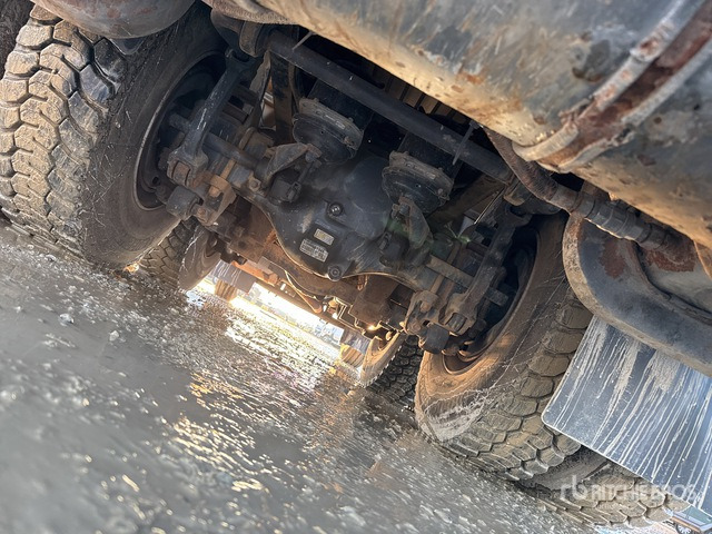 2006 Renault Kerax 420 dci 6x4 Vacuum Excavator Truck - Asenizācijas mašīna: foto 5 2006 Renault Kerax 420 dci 6x4 Vacuum Excavator Truck - Asenizācijas mašīna: foto 5