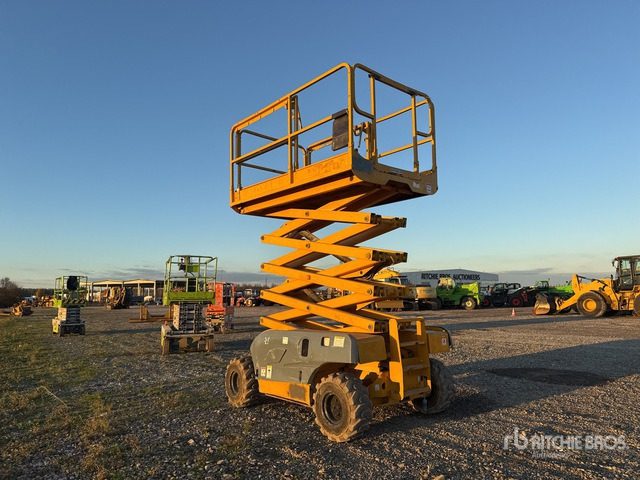 2007 Haulotte Compact 12RTE Electric Scissor Lift - Šķērveida pacēlājs: foto 3 2007 Haulotte Compact 12RTE Electric Scissor Lift - Šķērveida pacēlājs: foto 3