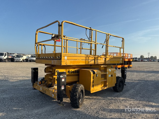2007 Haulotte H12SX Diesel (Inoperable) Scissor Lift - Šķērveida pacēlājs: foto 4 2007 Haulotte H12SX Diesel (Inoperable) Scissor Lift - Šķērveida pacēlājs: foto 4