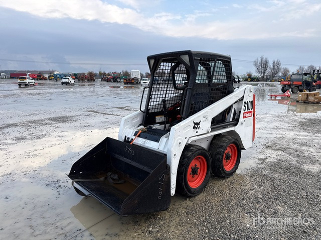 2009 Bobcat S100 Skid Steer Loader - Kompaktiekrāvējs: foto 2 2009 Bobcat S100 Skid Steer Loader - Kompaktiekrāvējs: foto 2