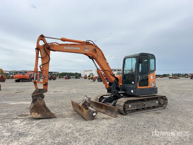 2009 Doosan DX80R Tracked Excavator - Kāpurķēžu ekskavators: foto 2 2009 Doosan DX80R Tracked Excavator - Kāpurķēžu ekskavators: foto 2