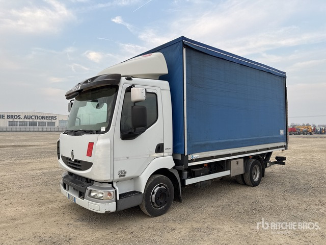 2010 Renault Midlum 215.75 4x2 Curtain Side Truck - Kravas automašīna ar tentu: foto 2 2010 Renault Midlum 215.75 4x2 Curtain Side Truck - Kravas automašīna ar tentu: foto 2