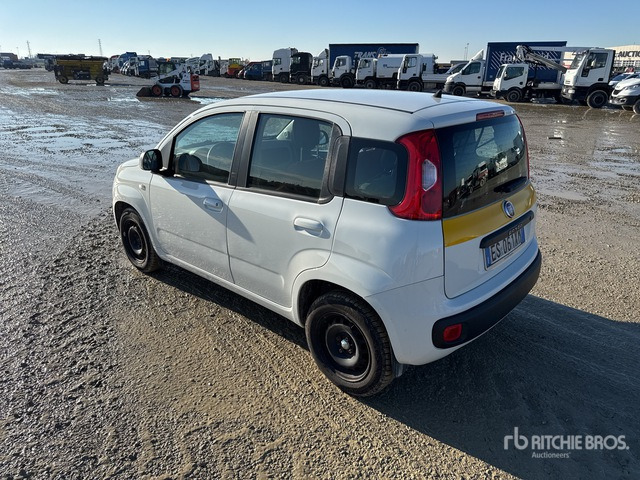 2013 Fiat Panda - Vieglā automašīna: foto 2 2013 Fiat Panda - Vieglā automašīna: foto 2
