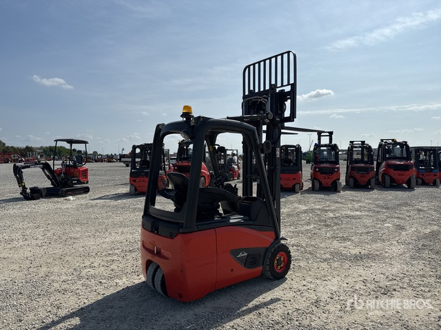 2014 Linde E15-02 1500 kg Electric Forklift - Elektroiekrāvējs: foto 4 2014 Linde E15-02 1500 kg Electric Forklift - Elektroiekrāvējs: foto 4