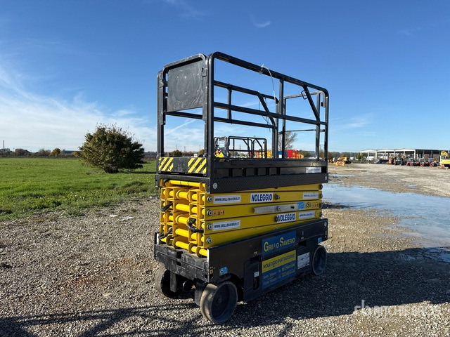 2015 Airo X12EN Electric Scissor Lift - Šķērveida pacēlājs: foto 3 2015 Airo X12EN Electric Scissor Lift - Šķērveida pacēlājs: foto 3