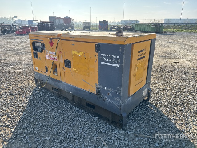 2015 Atlas Copco QAS40 40 kVA Generator Set - Elektroģenerators: foto 2 2015 Atlas Copco QAS40 40 kVA Generator Set - Elektroģenerators: foto 2
