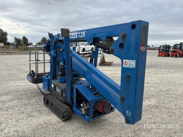 2015 CTE Traccess 135 Crawler (Inoperable) Articulating Boom Lift - Izlices pacēlājs: foto 3 2015 CTE Traccess 135 Crawler (Inoperable) Articulating Boom Lift - Izlices pacēlājs: foto 3