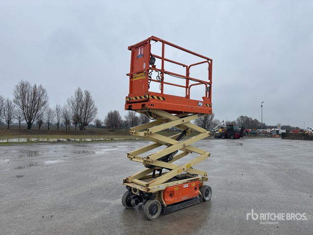 2015 JLG 1930 ES Electric Scissor Lift - Šķērveida pacēlājs: foto 2 2015 JLG 1930 ES Electric Scissor Lift - Šķērveida pacēlājs: foto 2