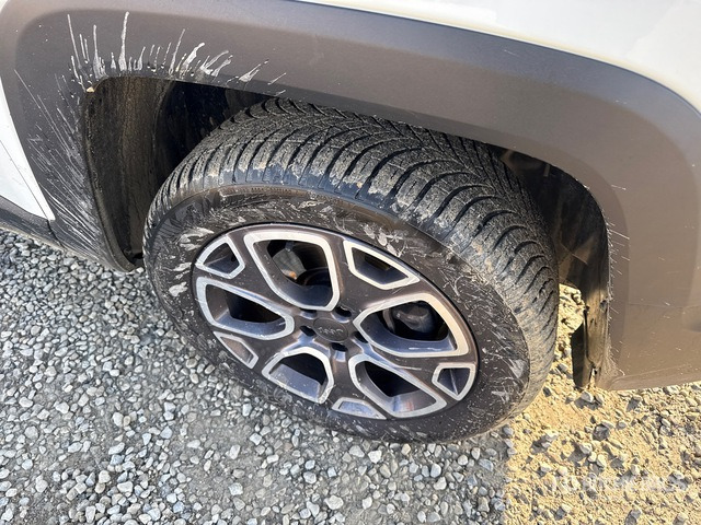 2015 Jeep Renegade SUV - SUV: foto 4 2015 Jeep Renegade SUV - SUV: foto 4