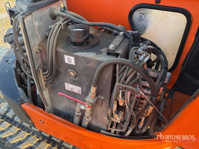 2015 Kubota U35-3A3 Mini Excavator: <6.6t - Mini-ekskavators: foto 5 2015 Kubota U35-3A3 Mini Excavator: <6.6t - Mini-ekskavators: foto 5