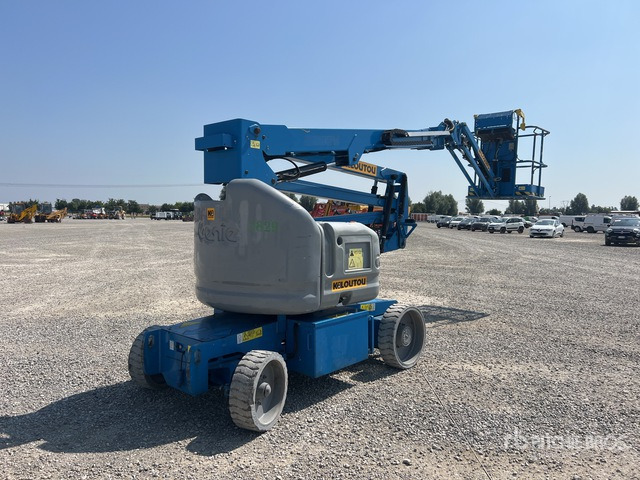 2017 Genie Z-40/23N Electric Articulating Boom Lift - Izlices pacēlājs: foto 4 2017 Genie Z-40/23N Electric Articulating Boom Lift - Izlices pacēlājs: foto 4