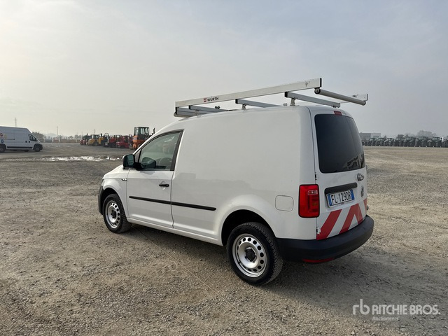 2017 Volkswagen Caddy Van Truck - Kravas automašīna ar slēgto virsbūvi: foto 3 2017 Volkswagen Caddy Van Truck - Kravas automašīna ar slēgto virsbūvi: foto 3