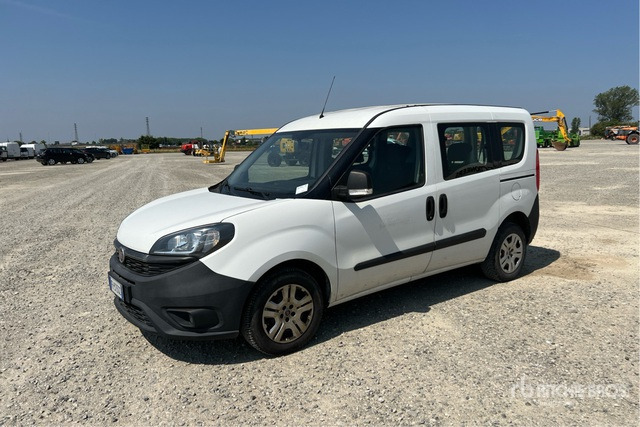 2018 Fiat Doblo COMBI 1.3 MJT 16V SX N1 Van Truck - Kravas mikroautobuss: foto 1 2018 Fiat Doblo COMBI 1.3 MJT 16V SX N1 Van Truck - Kravas mikroautobuss: foto 1